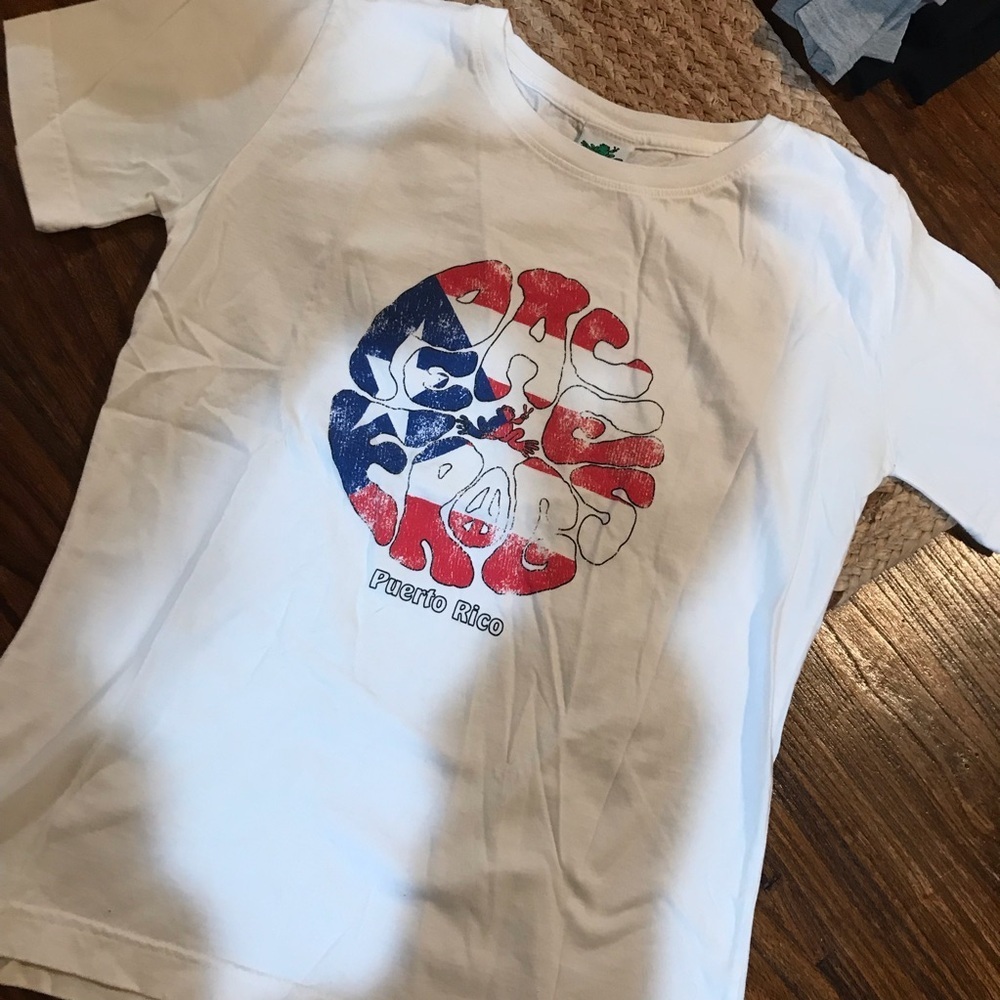 ✌️Peace Frogs Puerto Rico Tee - Picture 2 of 6